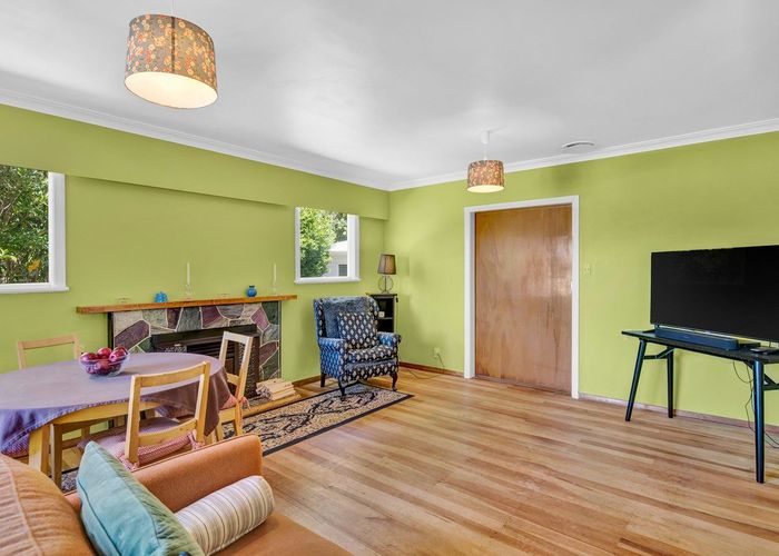  at 30 Anthony Grove, Paraparaumu Beach, Paraparaumu