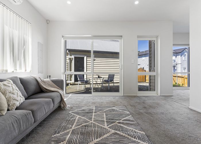  at 7 Warbler Crescent, Papakura, Papakura