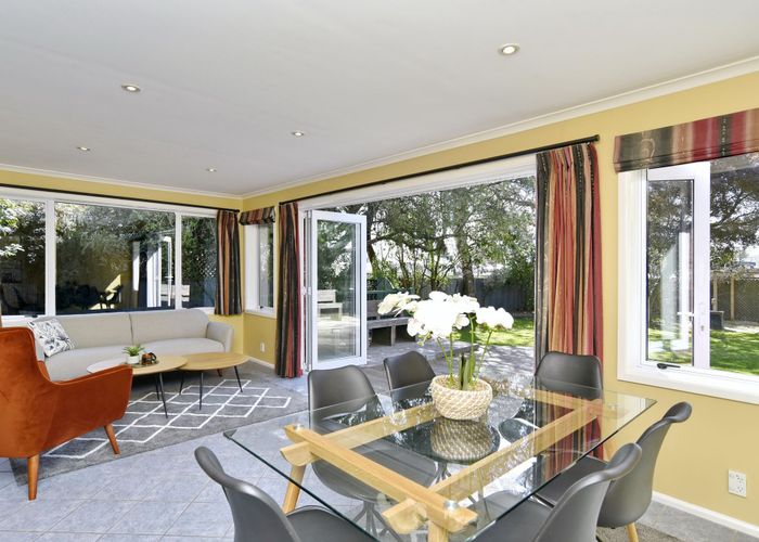 at 910 Avonside Drive, Avondale, Christchurch