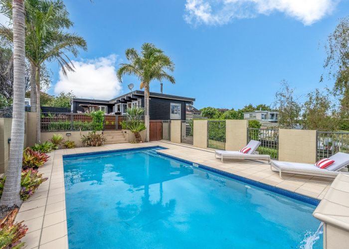  at 22 Andrea Place, Sunnyhills, Manukau City, Auckland