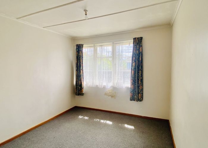  at 4 Hazel Street, Ebdentown, Upper Hutt, Wellington
