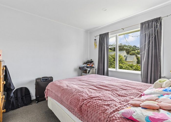  at 1/139 Queens Drive, Lyall Bay, Wellington