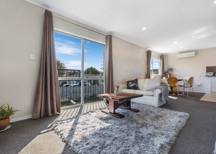  at 25 Secretariat Place, Randwick Park, Manukau City, Auckland