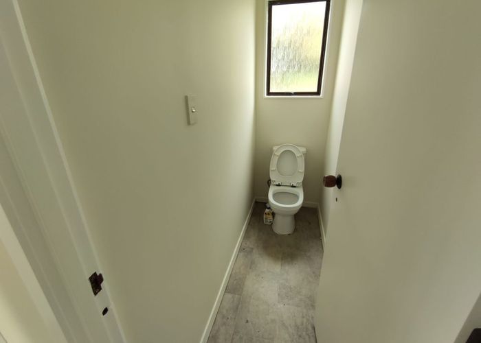  at 27H Rehia Road, Massey, Waitakere City, Auckland