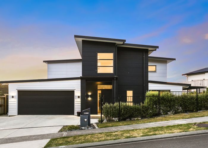  at 194 Navigation Drive, Whitby, Porirua