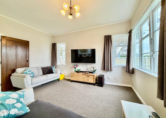  at 1 Russell Street, Waterloo, Lower Hutt, Wellington