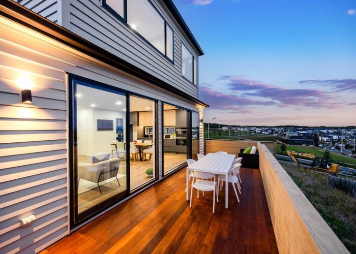  at 7 Pakirikiri Street, Long Bay, North Shore City, Auckland