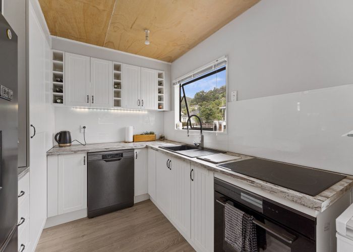  at 2/19 Hill Grove, Naenae, Lower Hutt