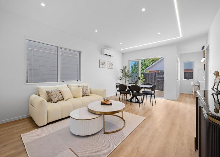  at 9, A-D Juliet Avenue, Howick, Manukau City, Auckland