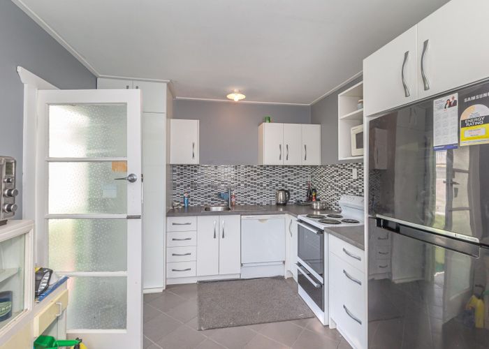  at 40 Koputara Road, Himatangi Beach