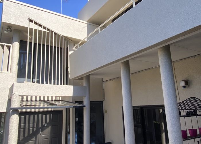  at 2/66 Allum Street, Kohimarama, Auckland