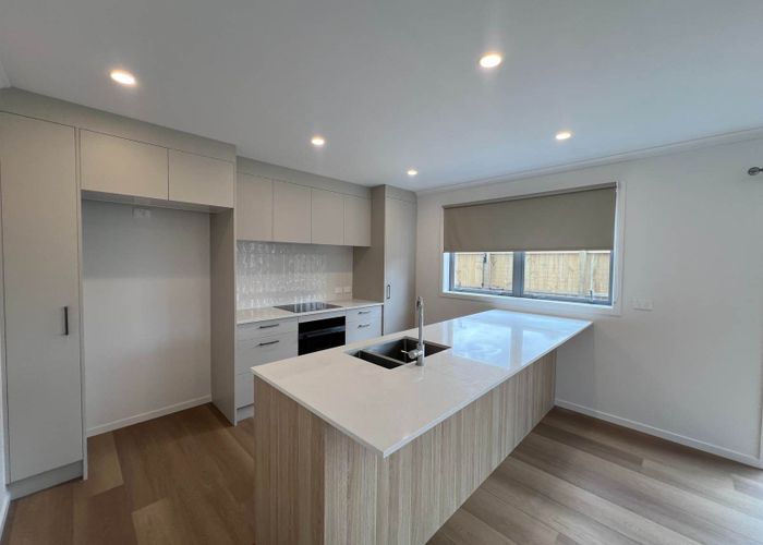  at 50A Beach Road, Te Atatu Peninsula, Waitakere City, Auckland