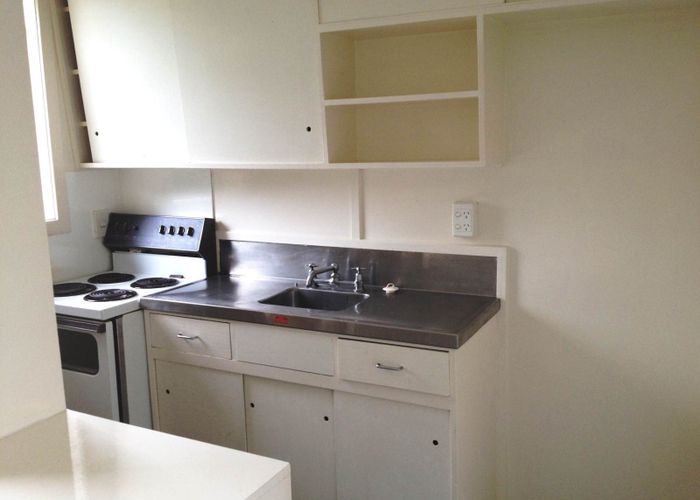  at 2/40 Comins Crescent, Mission Bay, Auckland City, Auckland