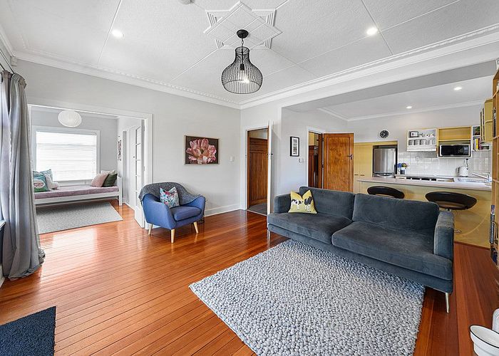  at 16 Frankleigh Street, Somerfield, Christchurch