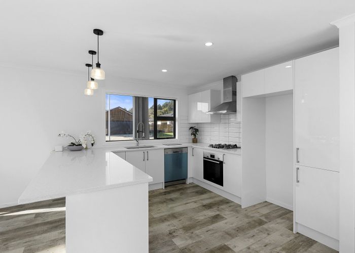  at 5 Kerrigan Crescent, Wallaceville, Upper Hutt, Wellington