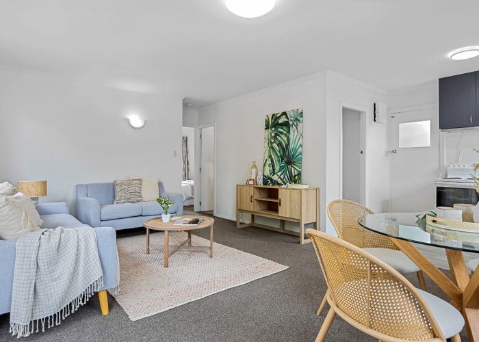  at 2/40 Brynley Street, Hornby, Christchurch