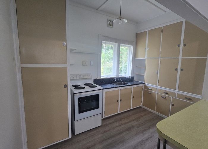  at 2 Cambridge Street, Gonville, Whanganui, Manawatu / Whanganui