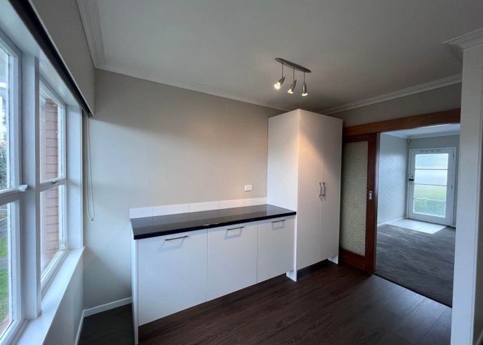  at 2/8 Counsel Terrace, Mount Albert, Auckland City, Auckland