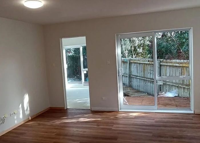  at Rothesay Bay, North Shore City, Auckland