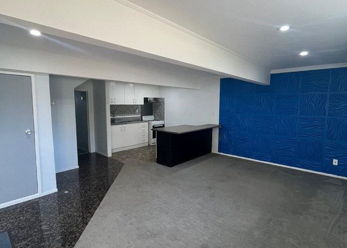  at 6 Montego Place, Weymouth, Manukau City, Auckland