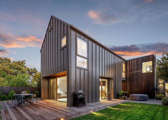  at 2/105 Tomes Road, St. Albans, Christchurch City, Canterbury