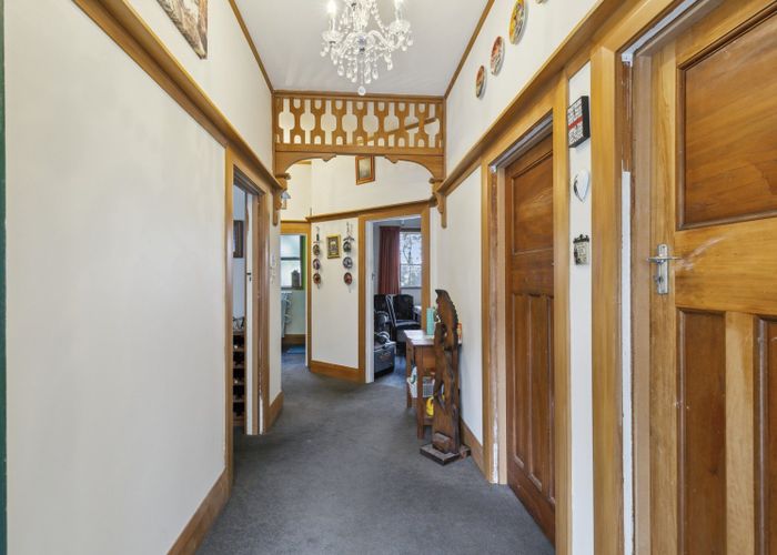  at 80 Apu Crescent, Lyall Bay, Wellington