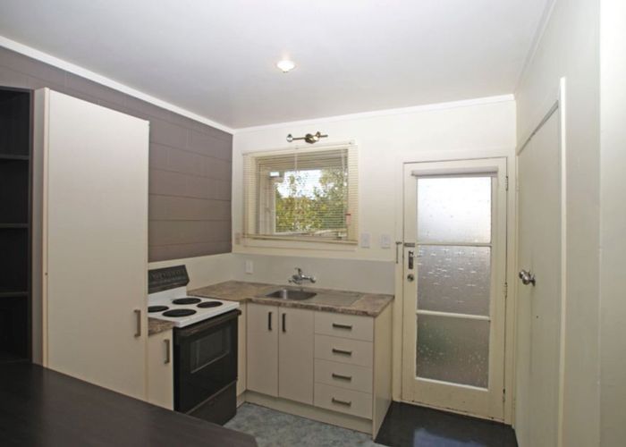  at 2/110 Firth Street, Hamilton East, Hamilton, Waikato