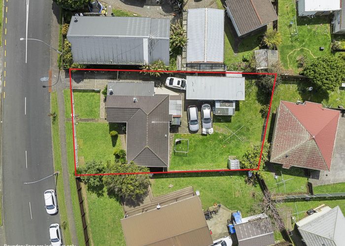  at 127 Maplesden Drive, Clendon Park, Auckland