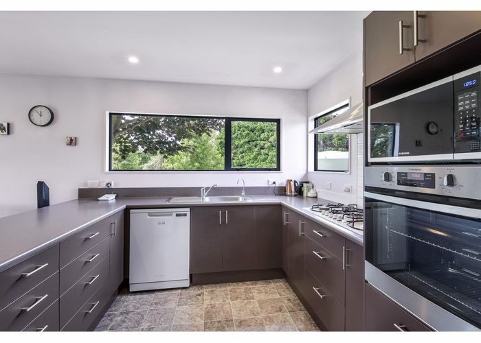  at 865 Depot Road, View Hill, Oxford