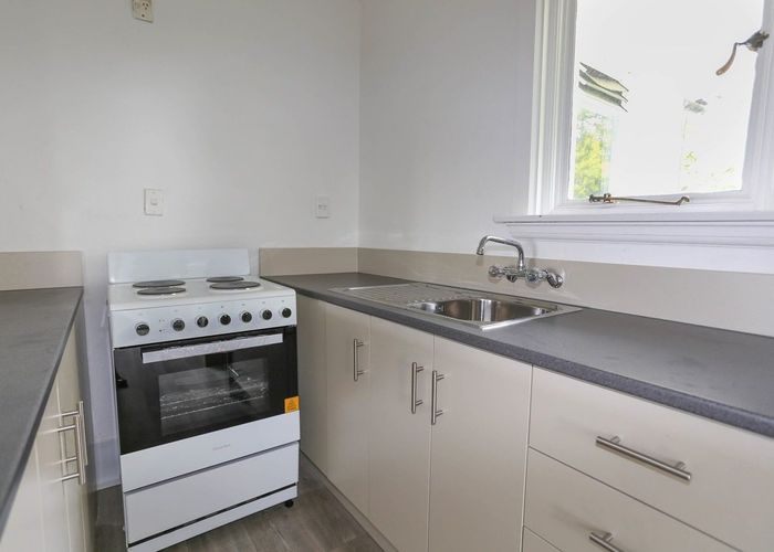  at 1b/6B MacMillan Avenue, Cashmere, Christchurch City, Canterbury