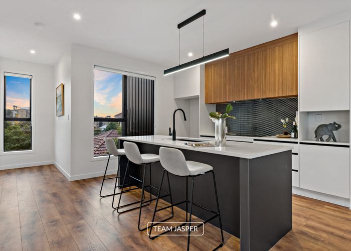  at 1/48 St Johns Road, Meadowbank, Auckland City, Auckland