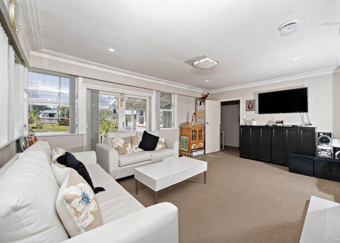  at 19 Boundary Road, Blockhouse Bay, Auckland City, Auckland