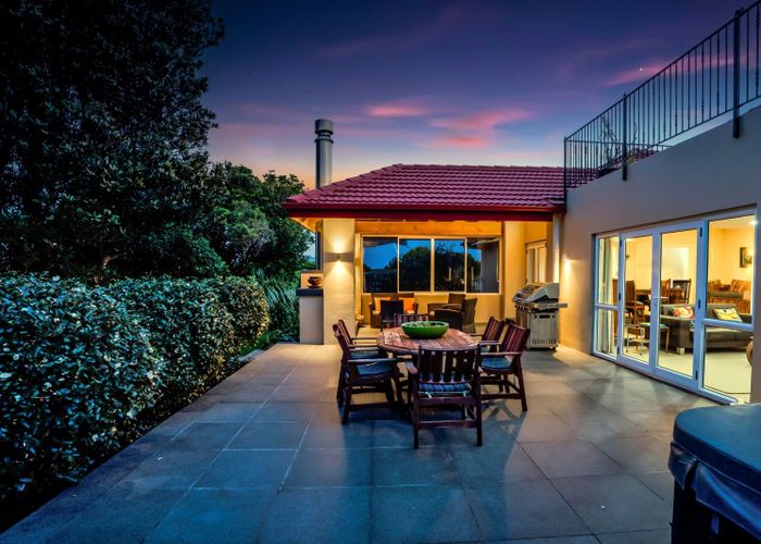  at 305 Mangorei Road, Merrilands, New Plymouth, Taranaki