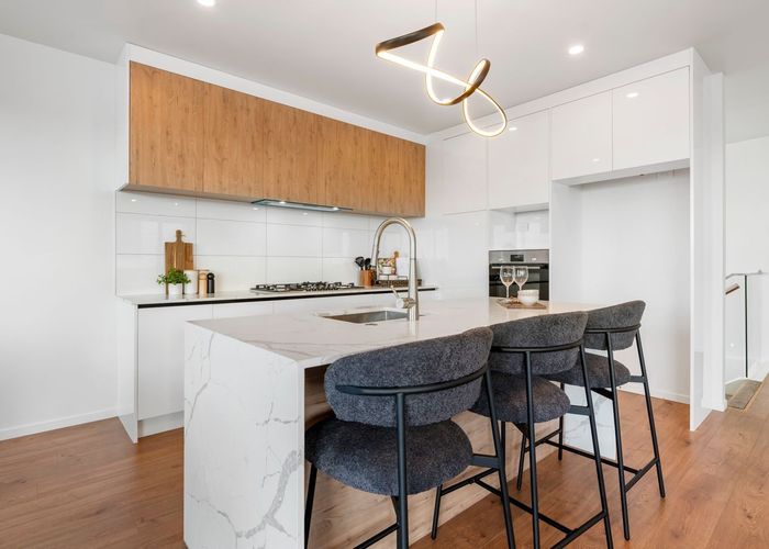  at 25 Baumea Rise, Westgate, Waitakere City, Auckland