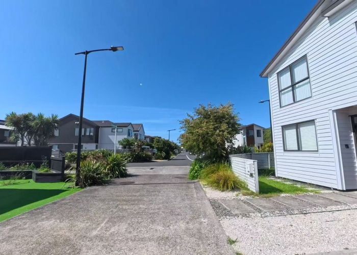  at 11 Pihoihoi Place, Hobsonville, Waitakere City, Auckland