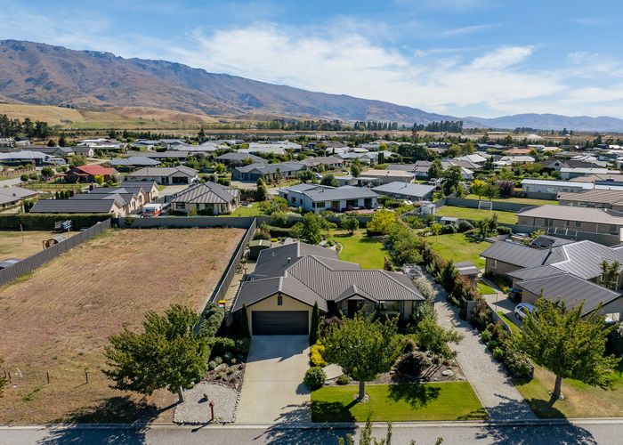  at 7 De Bettencor Place, Mount Pisa, Cromwell, Central Otago, Otago