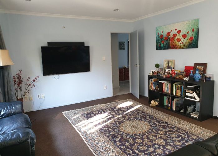  at 86 San Marino Drive West, Henderson, Waitakere City, Auckland