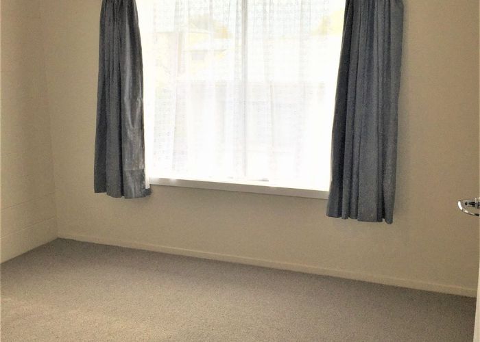  at 2/5a Moana Street, Frankton, Hamilton, Waikato