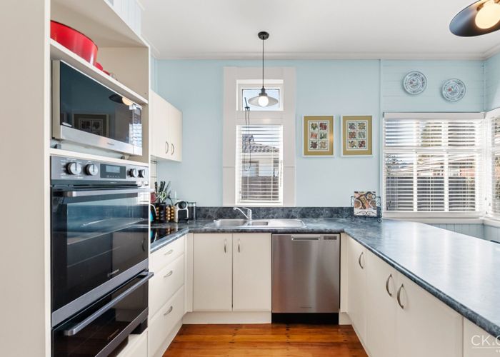  at 14 Trafalgar Street, Waiwhetu, Lower Hutt, Wellington