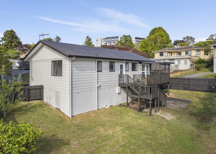  at 15 Panzic Place, Glen Eden, Waitakere City, Auckland