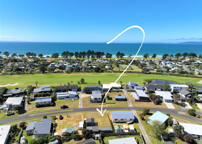  at 142 The Fairway, Matarangi