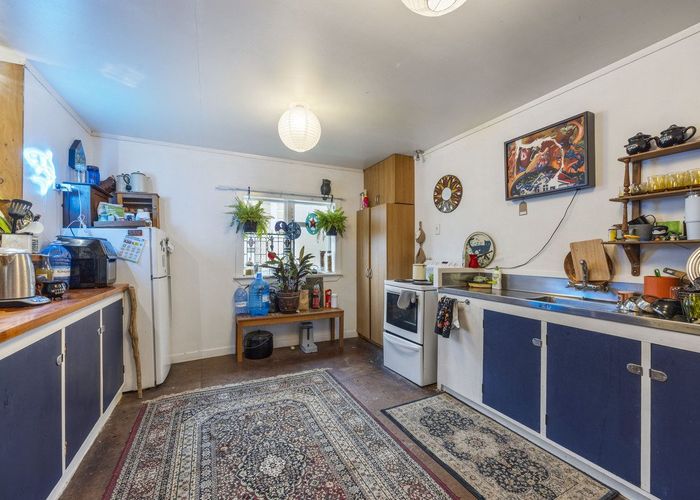  at 96 Bridge Street, Eltham, Eltham