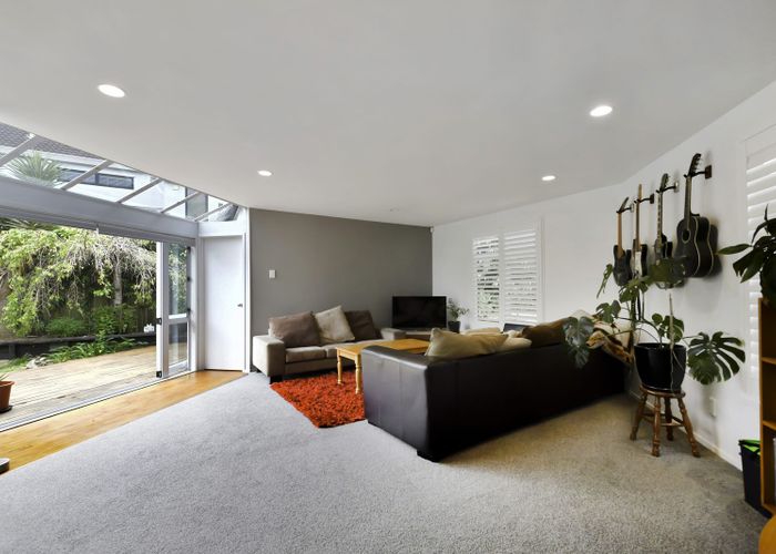  at 1 Derby Downs Place, Ellerslie, Auckland