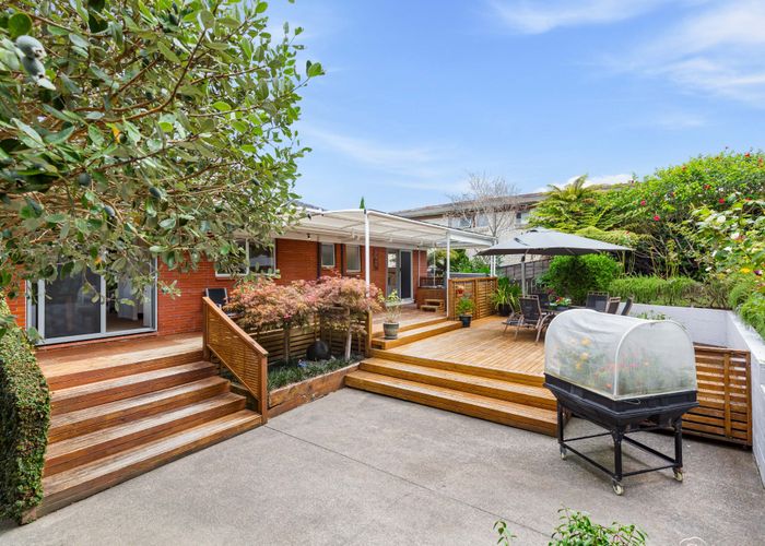  at 16 Nui Mana Place, Te Atatu South, Auckland