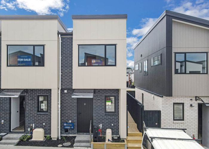  at 31  Kiato Lane, Flat Bush, Manukau City, Auckland
