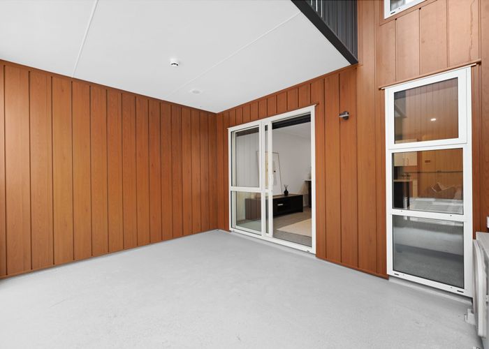  at 122/126 Commerce Street, Frankton, Hamilton, Waikato