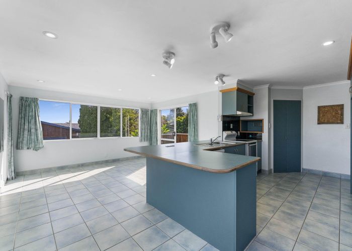  at 61 Hinekura Avenue, Taupo
