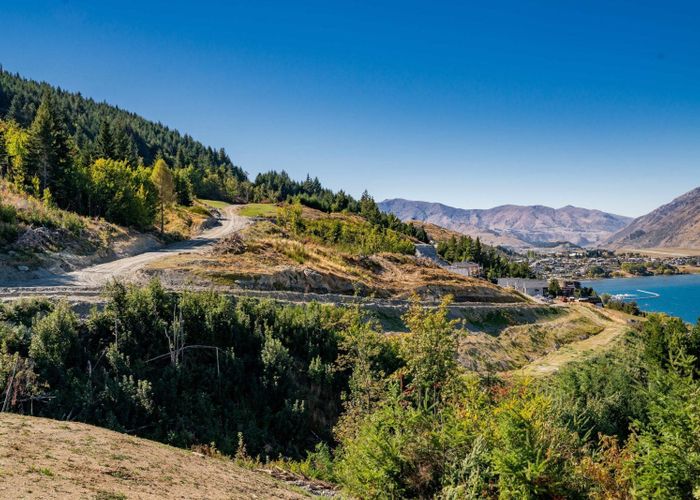 at Lot 128 Silver Creek, Queenstown Hill, Queenstown-Lakes, Otago
