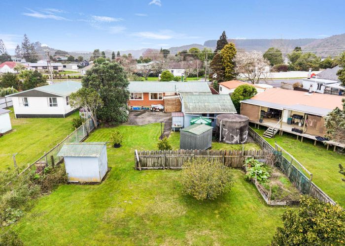  at 373 State Highway 33, Mourea, Rotorua, Bay Of Plenty