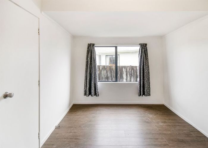 at 25 Dungarvon Place, Clendon Park, Manukau City, Auckland